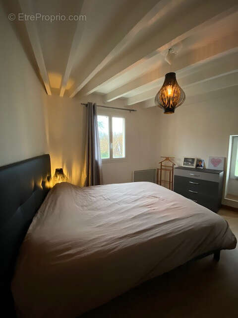 Maison à CHENAC-SAINT-SEURIN-D'UZET