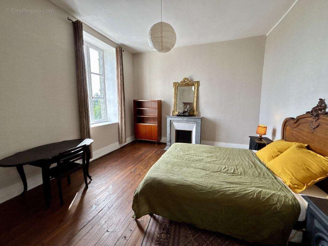 Appartement à LA FERTE-MACE
