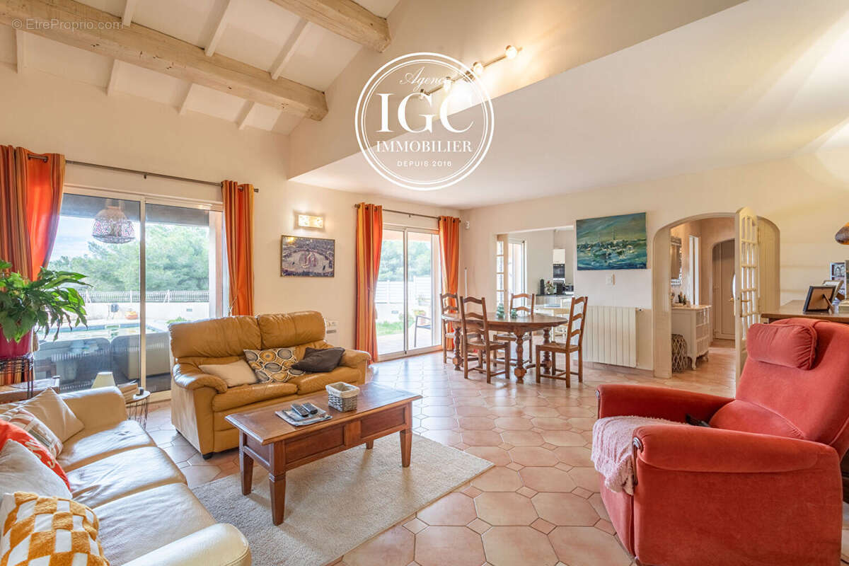 Maison à SAUSSET-LES-PINS