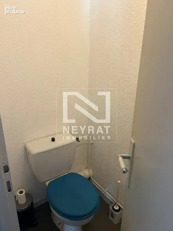 Appartement type 3 65.27 m2 avec cave et 2 garages VENDUS LOUES - photo 6