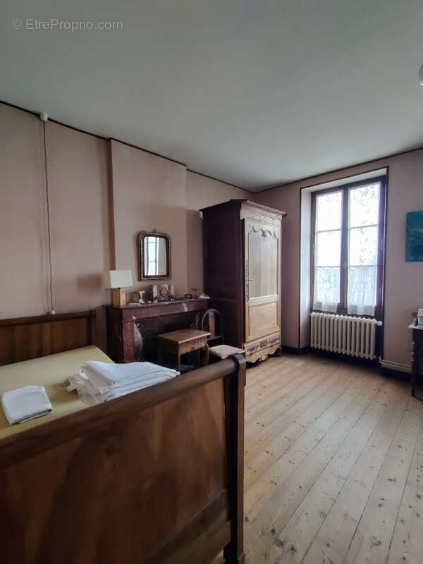 Maison à NANTILLE
