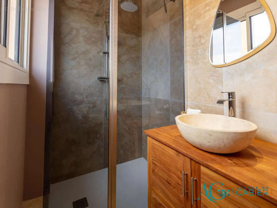 Appartement à HYERES