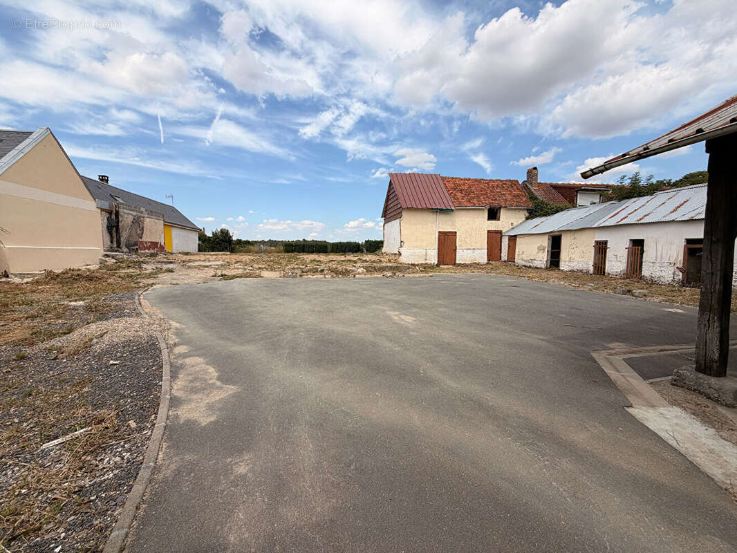 Terrain à vendre de 1297 m² à Vaux-En-Amienois - photo 2