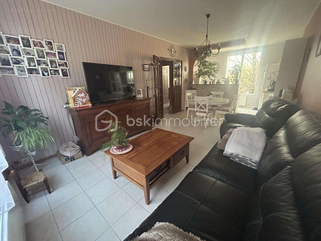 Maison à SAINT-MICHEL-SUR-ORGE