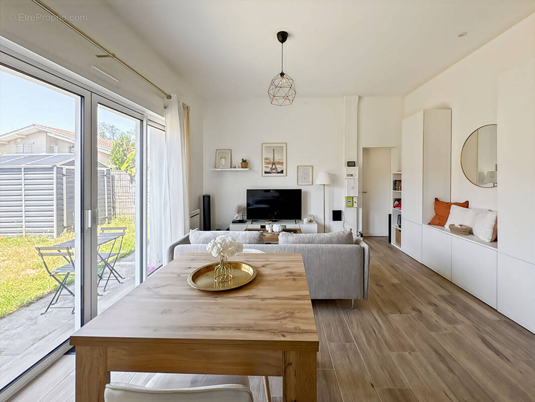 Appartement à EYSINES