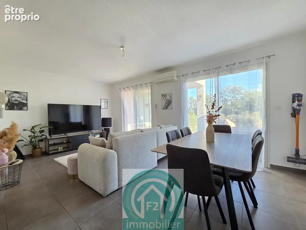 A vendre Maison T3 avec jardin à Ghisonaccia - photo 1