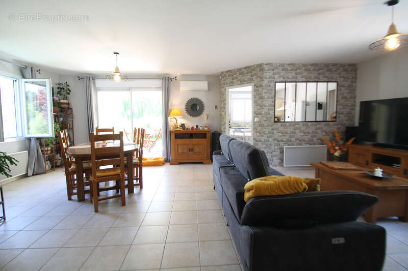 Maison à CASTELJALOUX