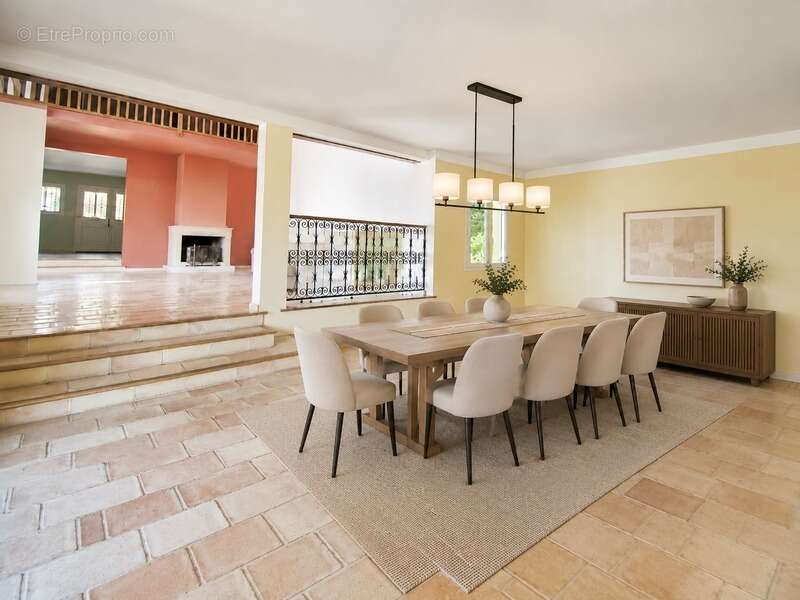 Maison à vendre de 217 m² au calme, sur plus de 2 100 m² de parcelle, à 7 min de Châtelaillon-Plage - photo 7