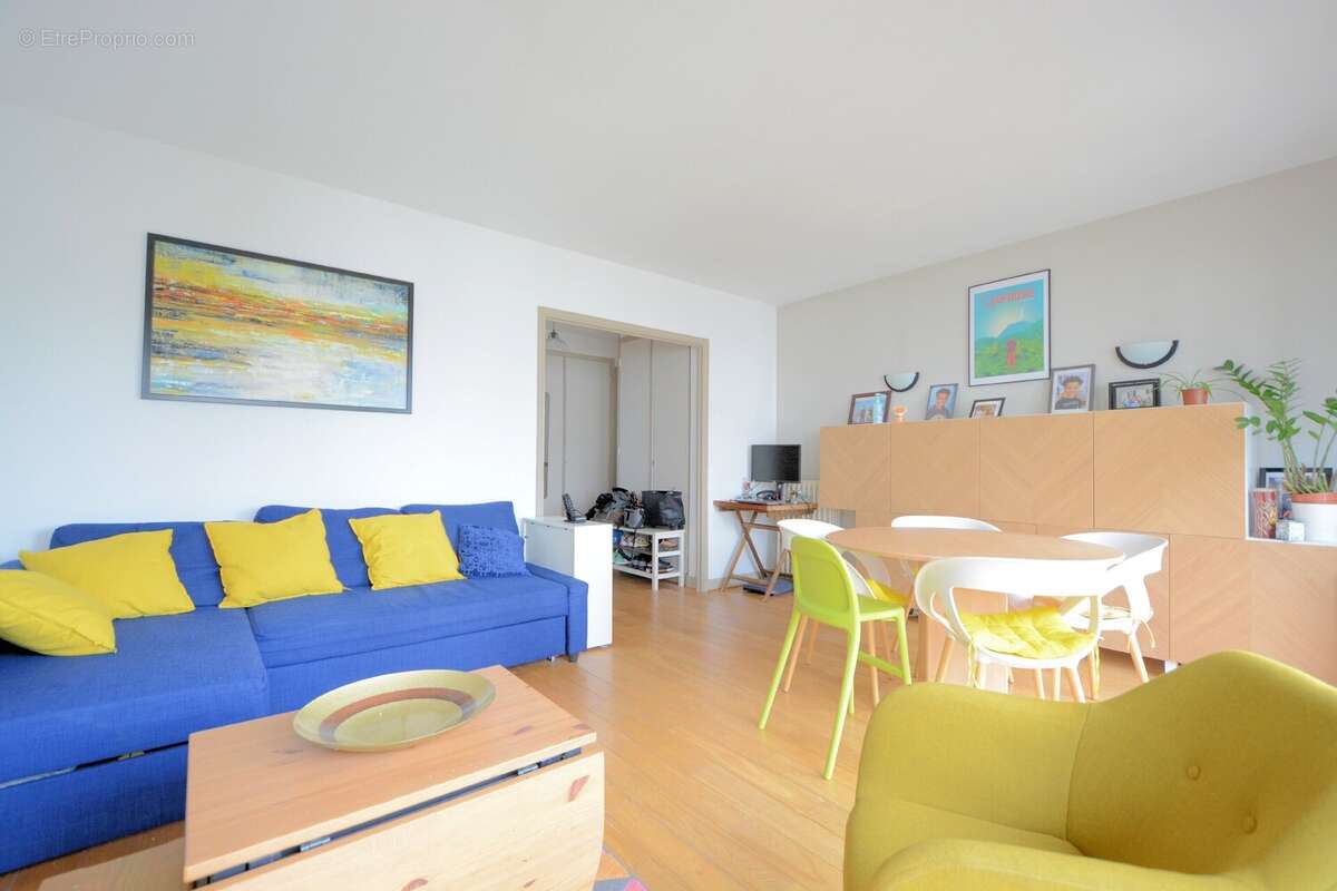 Appartement à SAINT-MAUR-DES-FOSSES