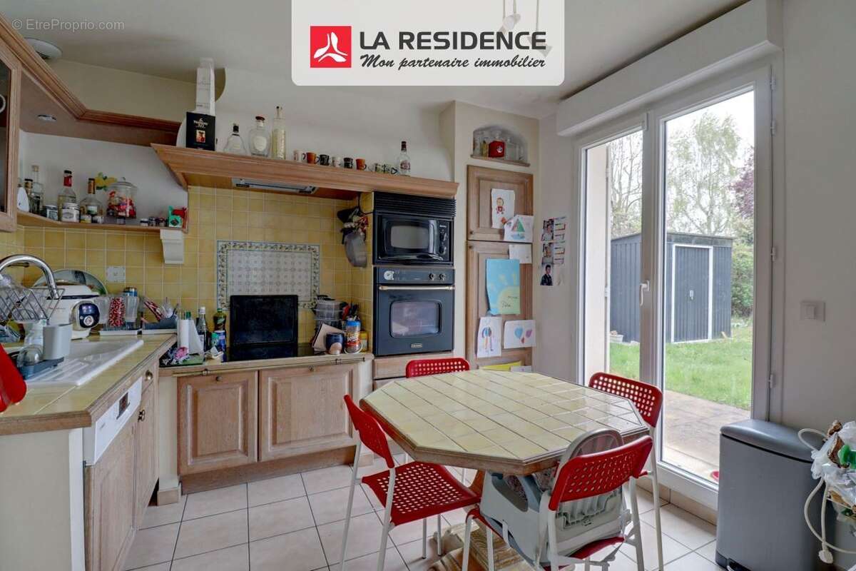 Maison à VERNEUIL-SUR-SEINE