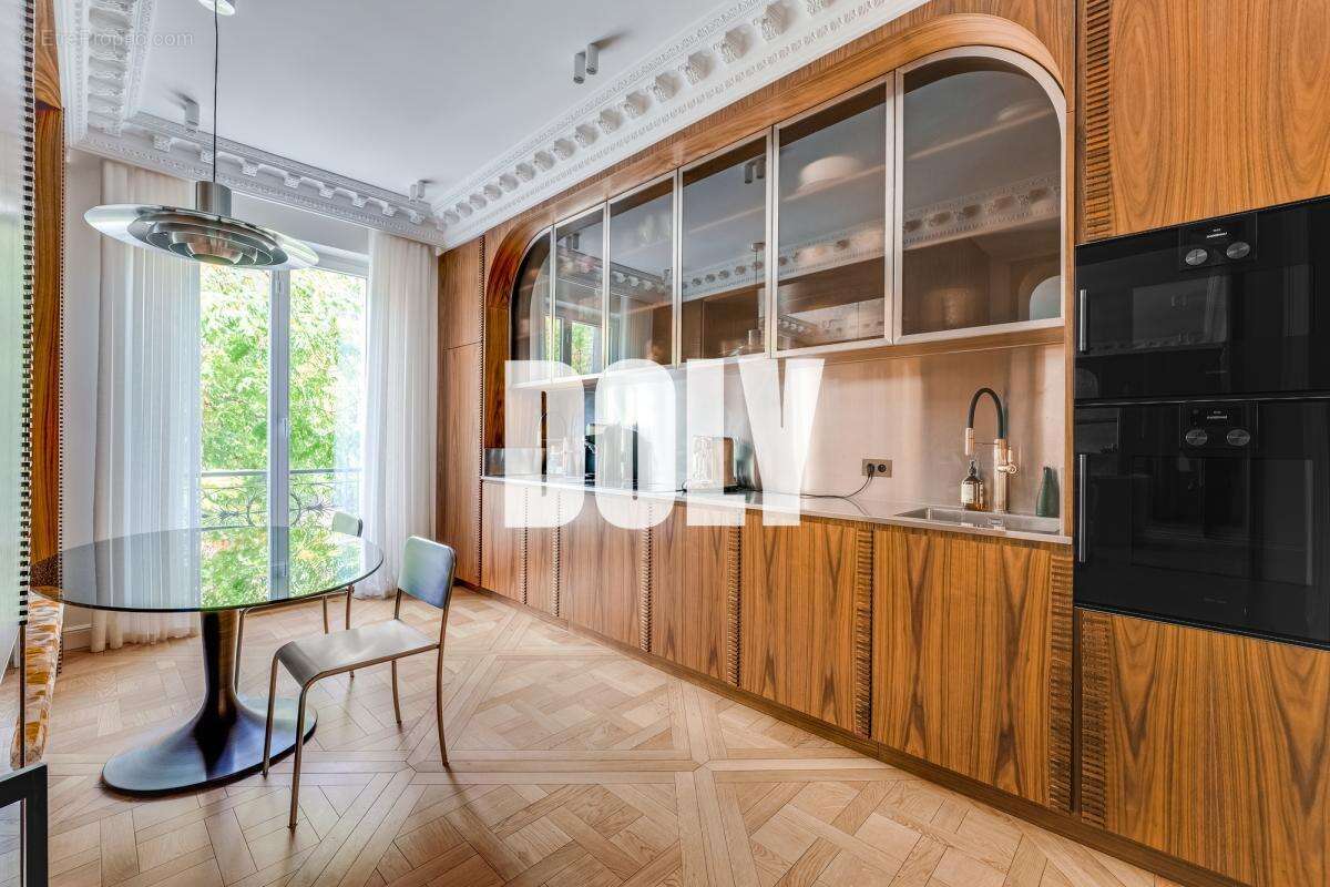 DOLY - Appartement d'Exception, Plaine-Monceau 75017 - photo 6