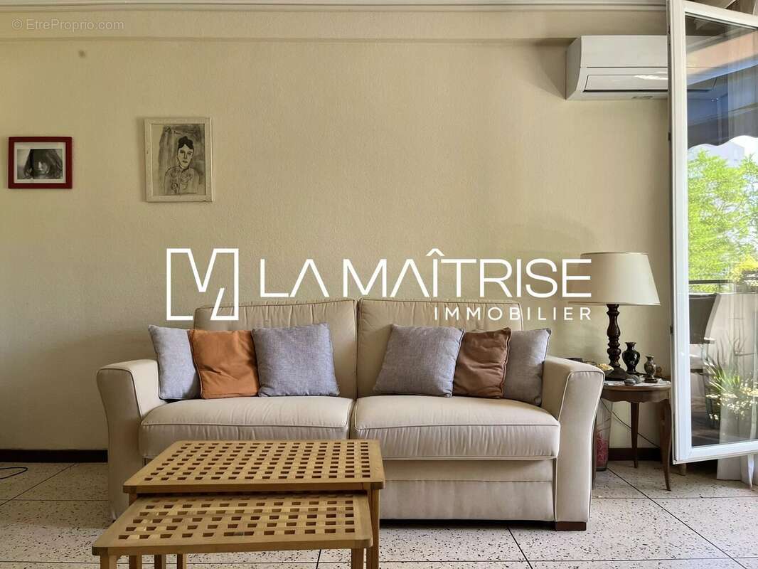 Appartement à MARSEILLE-9E