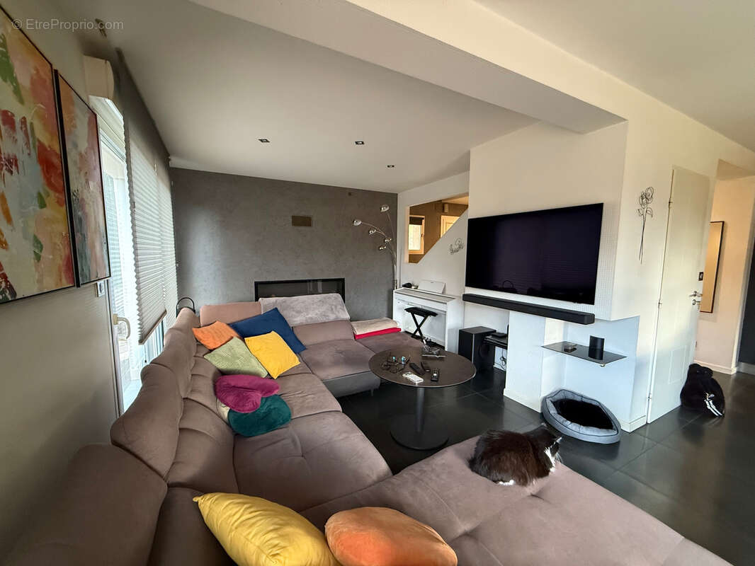 Maison à SAINT-ETIENNE-LES-REMIREMONT