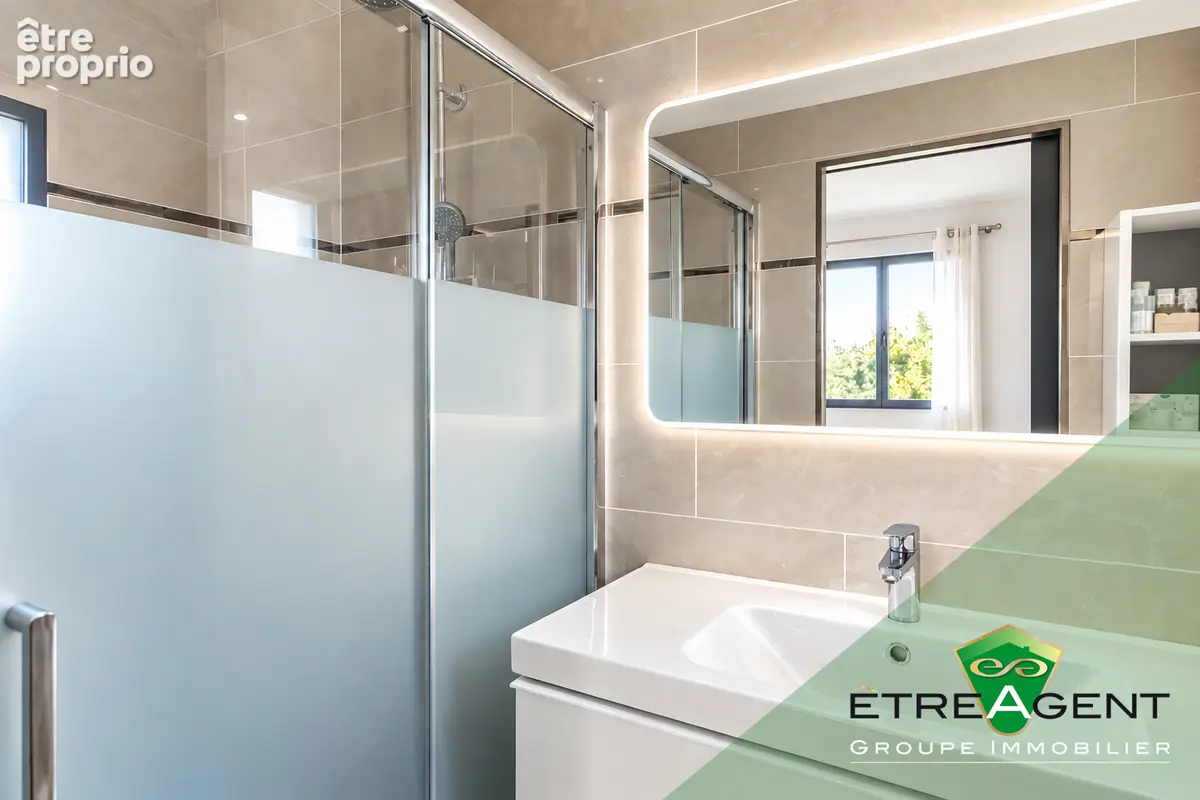 Maison SOLIERS - 123 m² - 4 chambres - photo 15