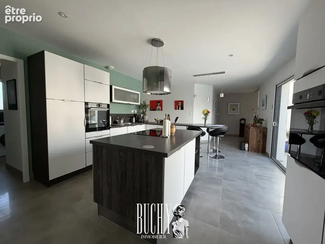 Villa contemporaine de plain-pied   Prestations de qualité et de caractère avec piscine - photo 8