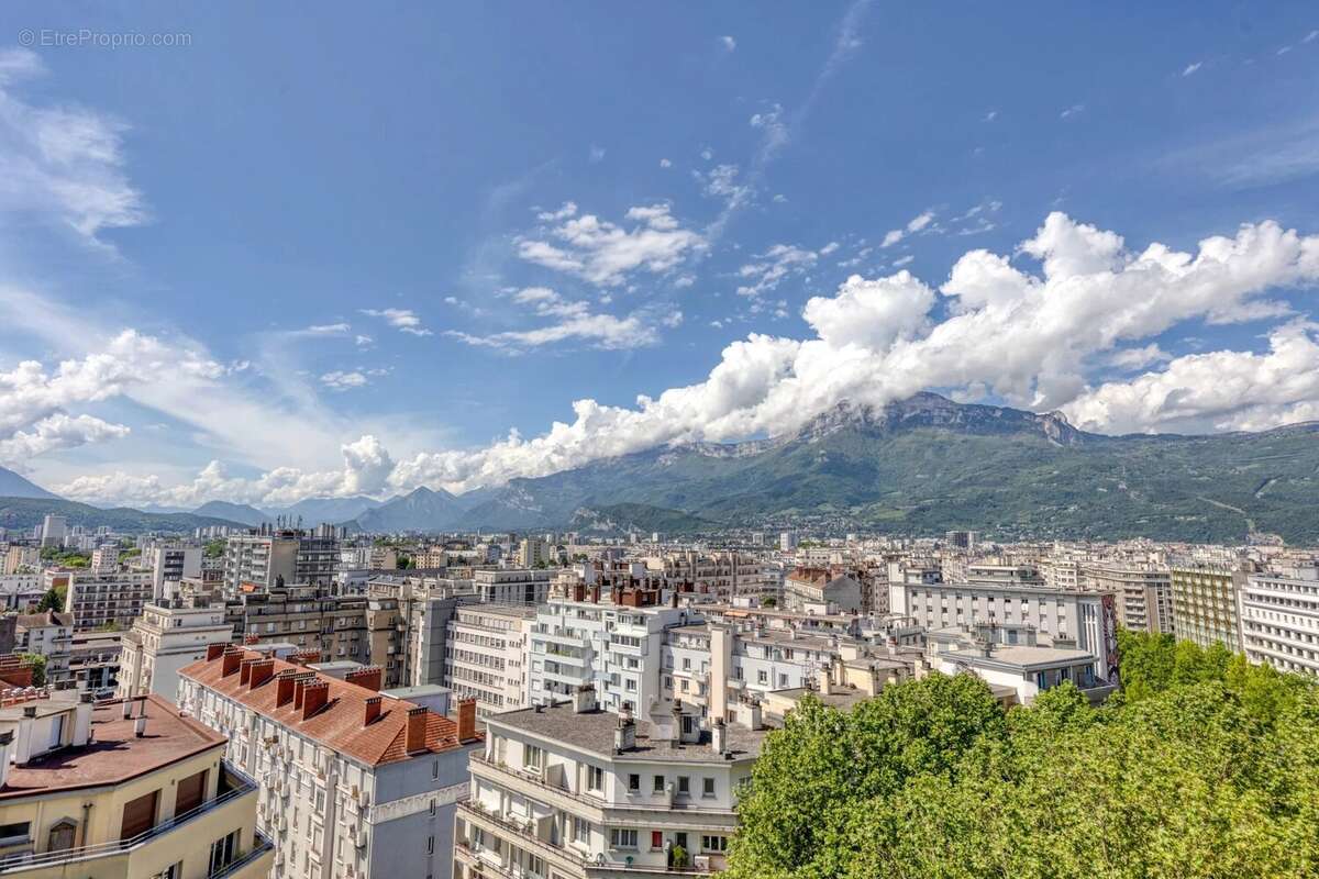 Appartement à GRENOBLE