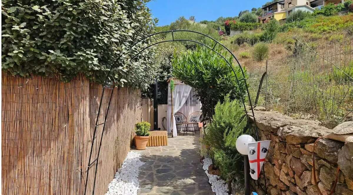 Appartement à WARCQ