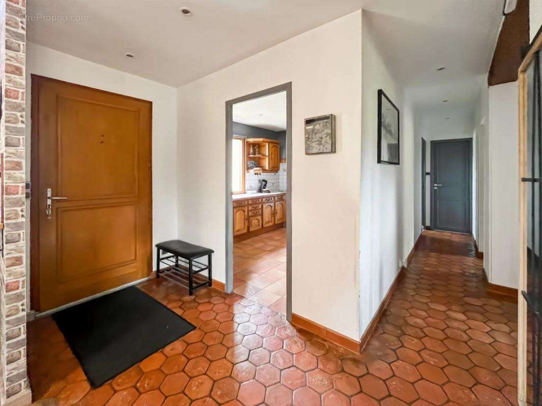 Maison à NEUFCHATEL-EN-BRAY