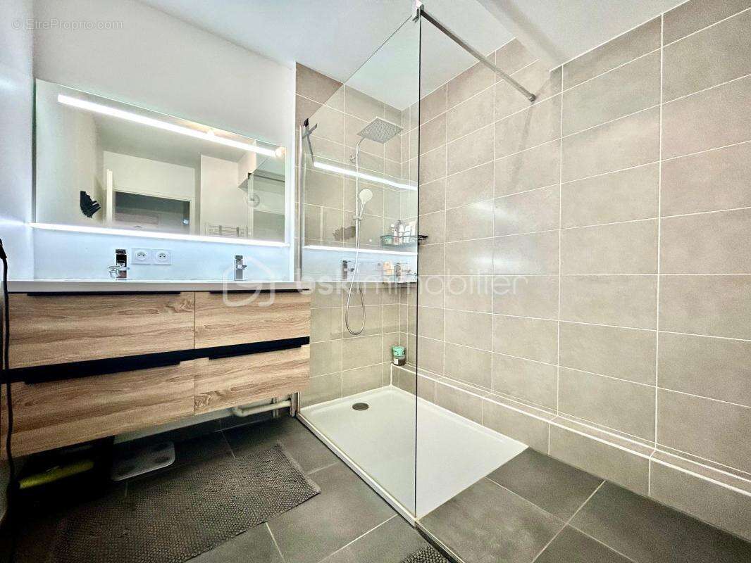 Appartement à VIF