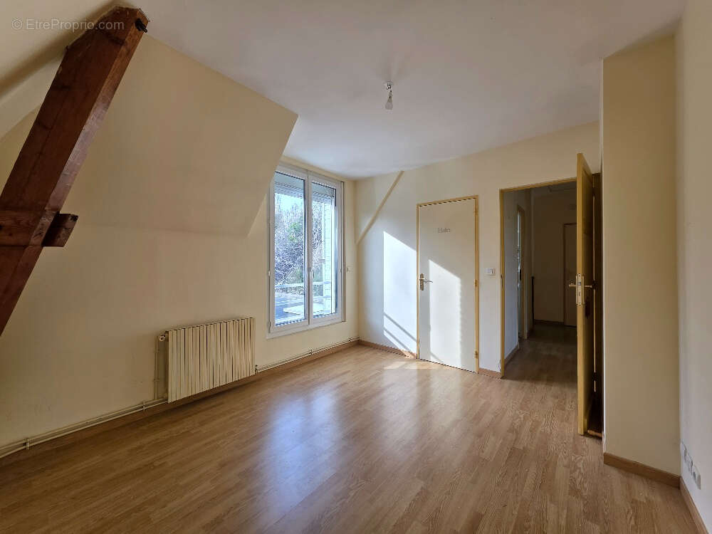 Maison à FONTAINE-LA-MALLET