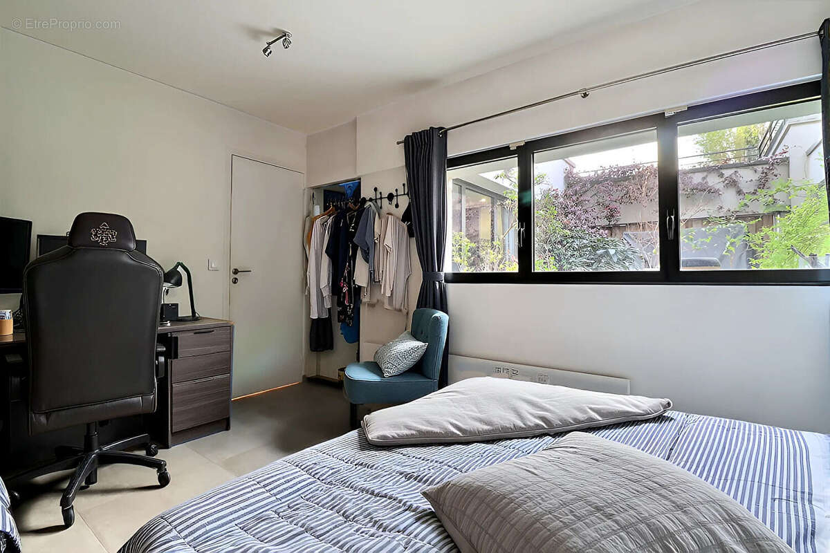 Appartement à COLOMBES