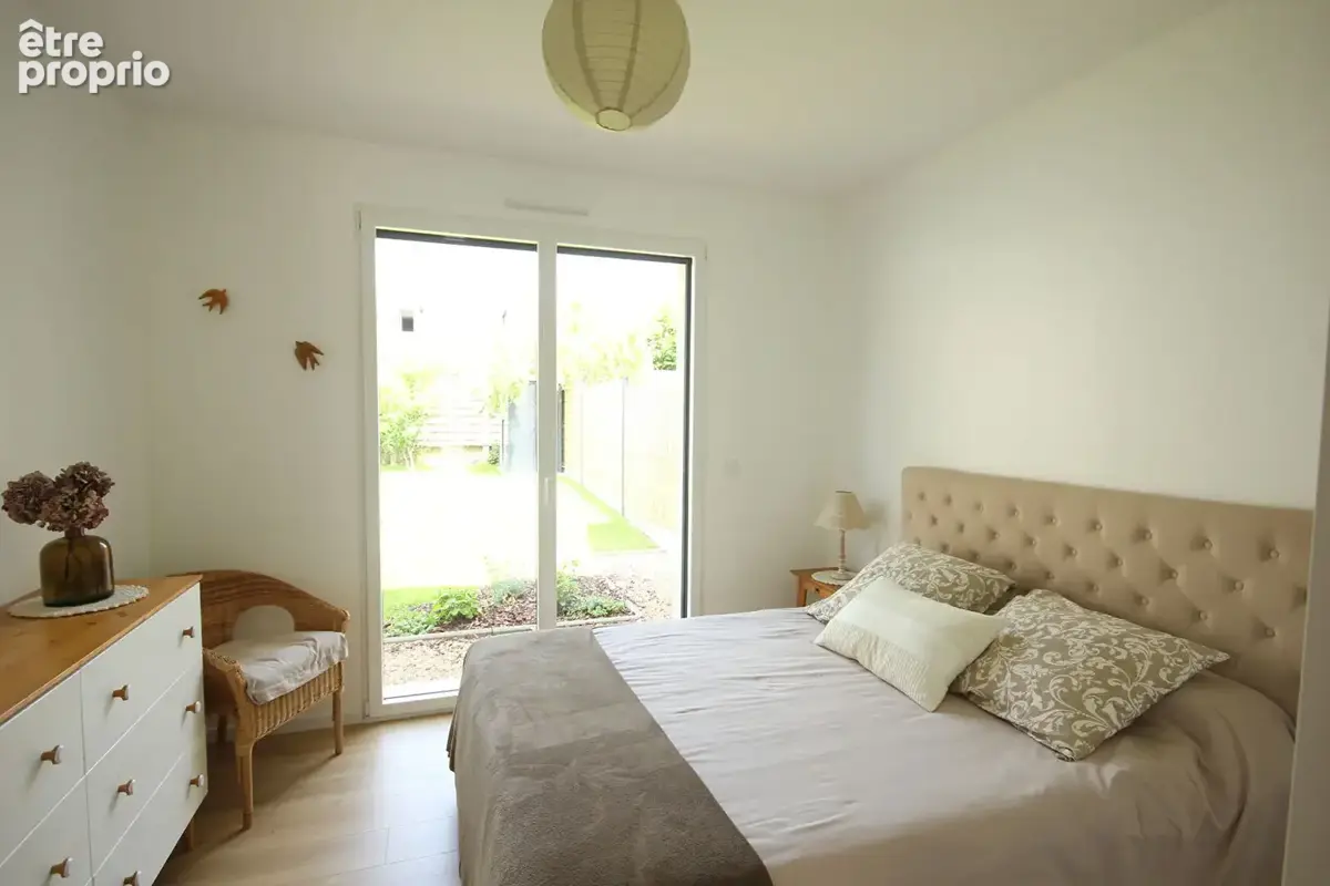Maison Coignieres 5 pièce(s) 90 m2 - photo 4