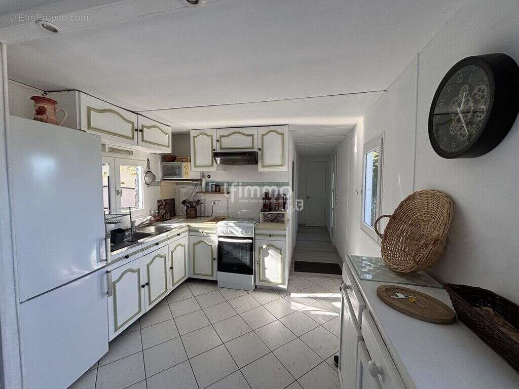 Maison à LE MUY