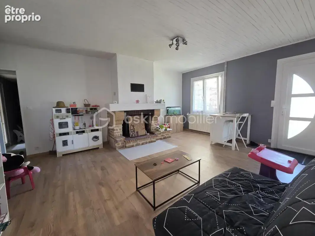 Exclusivité – hyper centre lezay – propriété avec hangar + panneaux solaires - photo 9