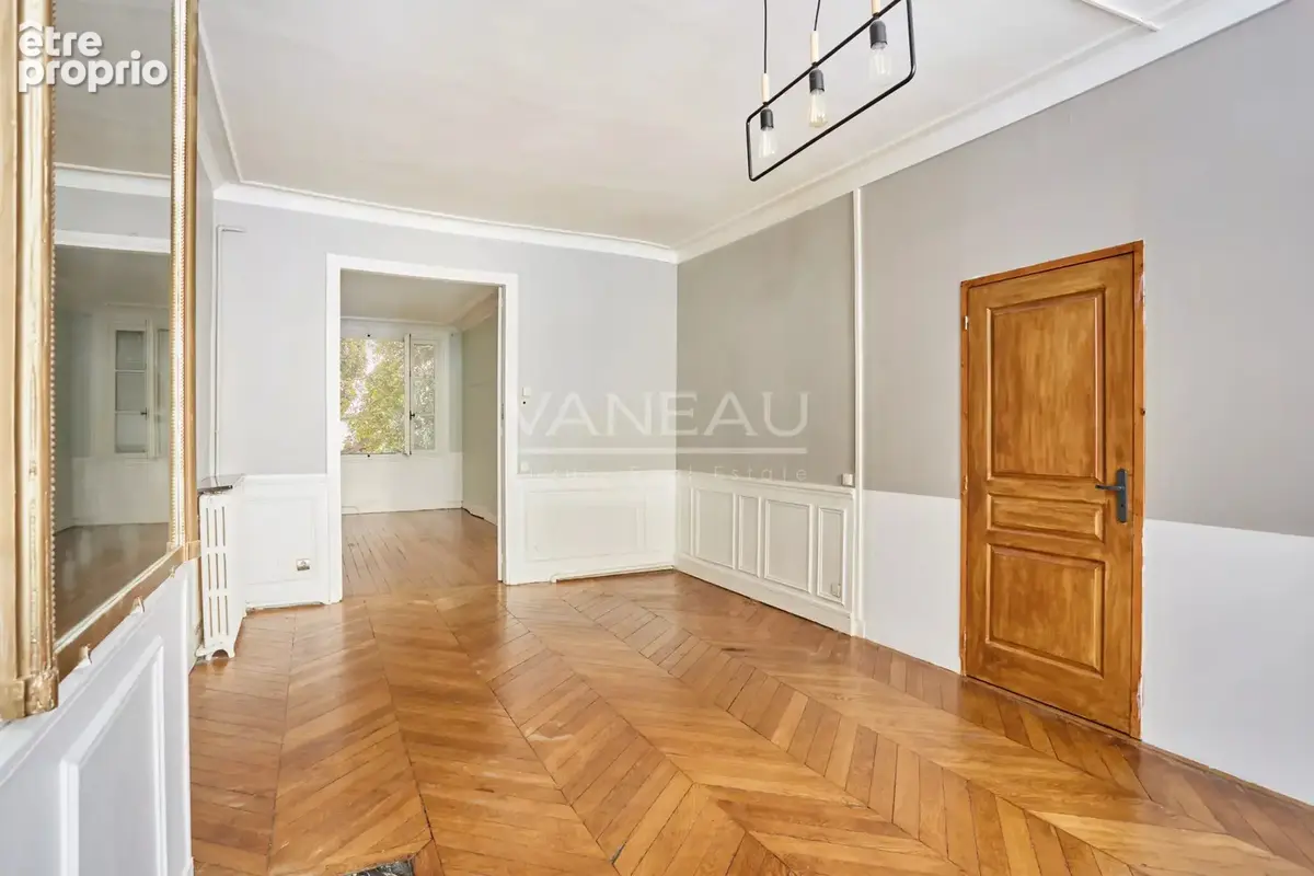 Appartement à PARIS-9E