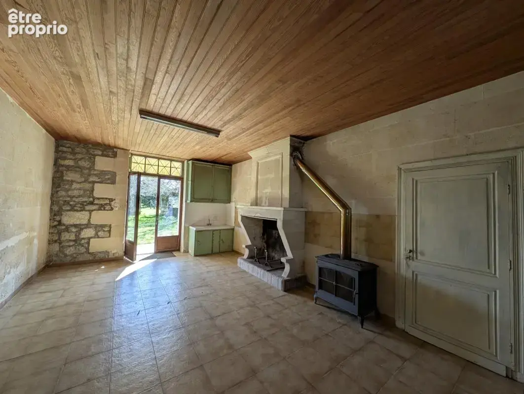Maison à rénover 175m² sur 1267m² Romagne 89 000€ - photo 4