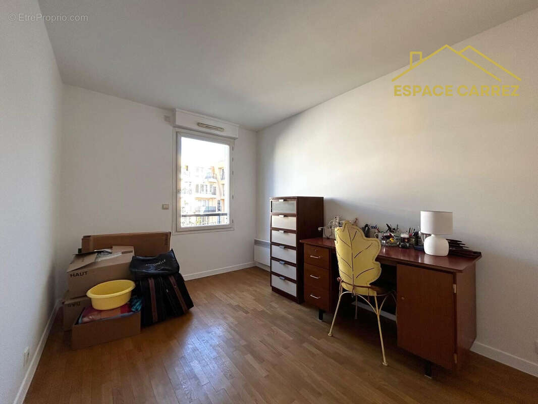 Appartement à LES LILAS