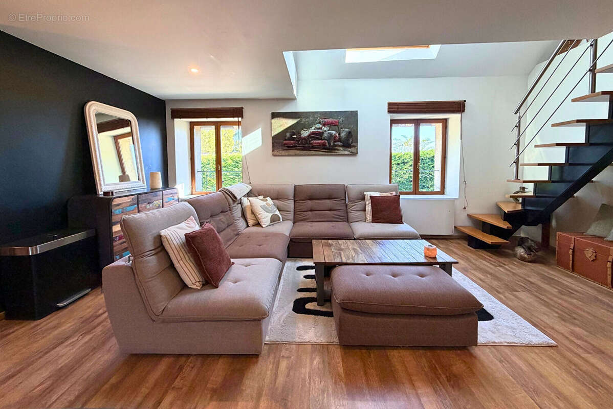 Appartement à LINAS