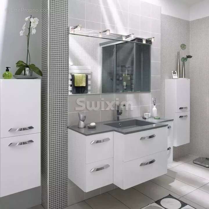 Appartement à FLEURIEUX-SUR-L'ARBRESLE