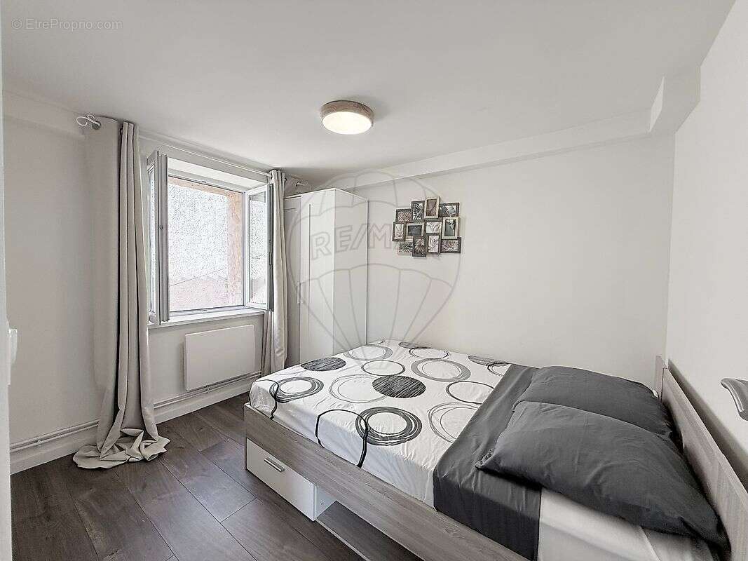 Appartement à VILLENEUVE-LOUBET