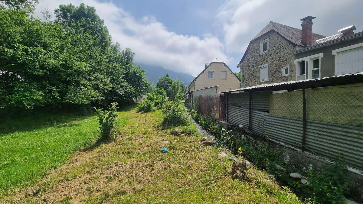 Terrain à ARRENS-MARSOUS