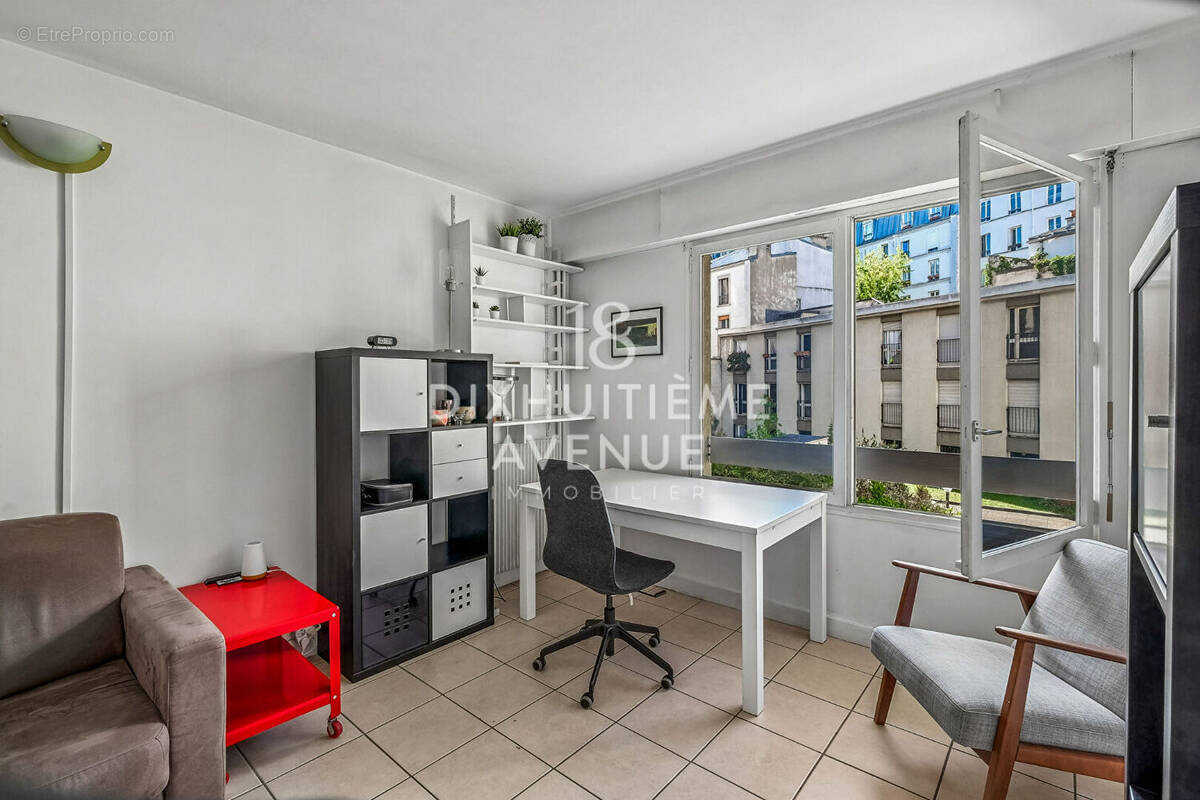 Appartement à PARIS-18E