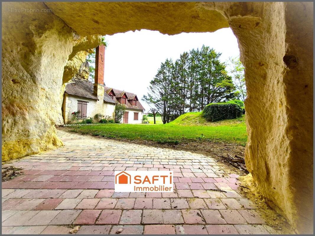 Photo 1 - Maison à LE GRAND-PRESSIGNY