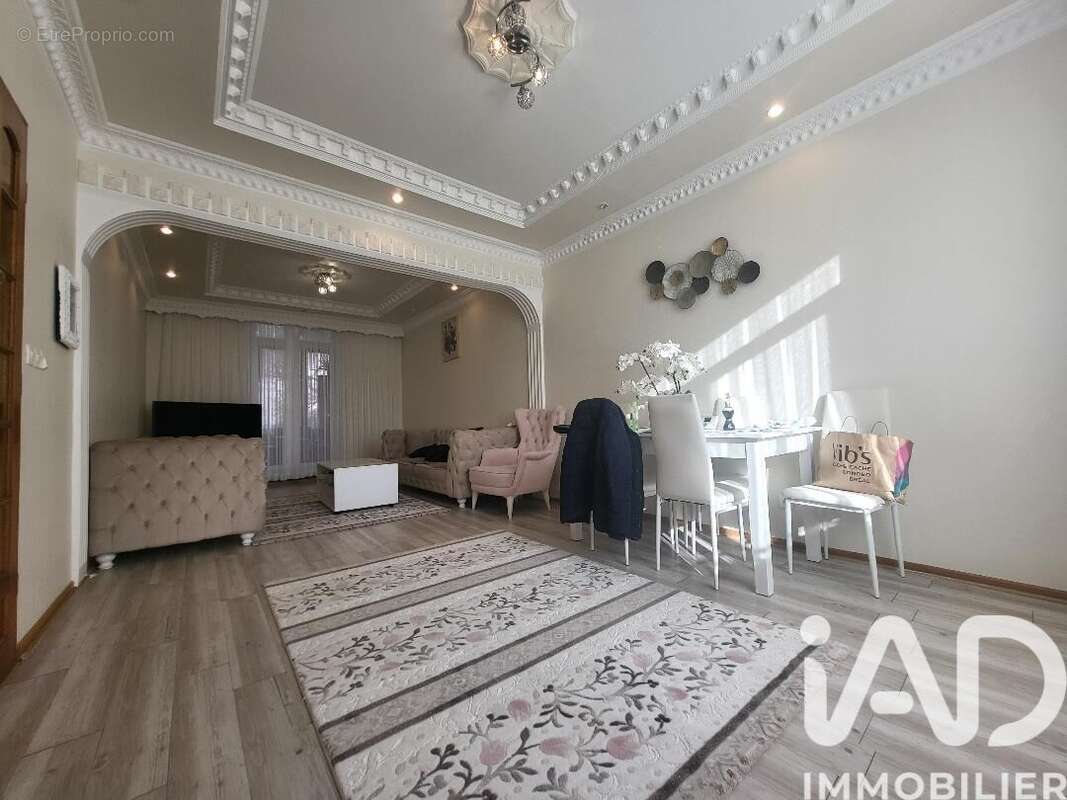 Photo 4 - Maison à MONTEREAU-FAULT-YONNE