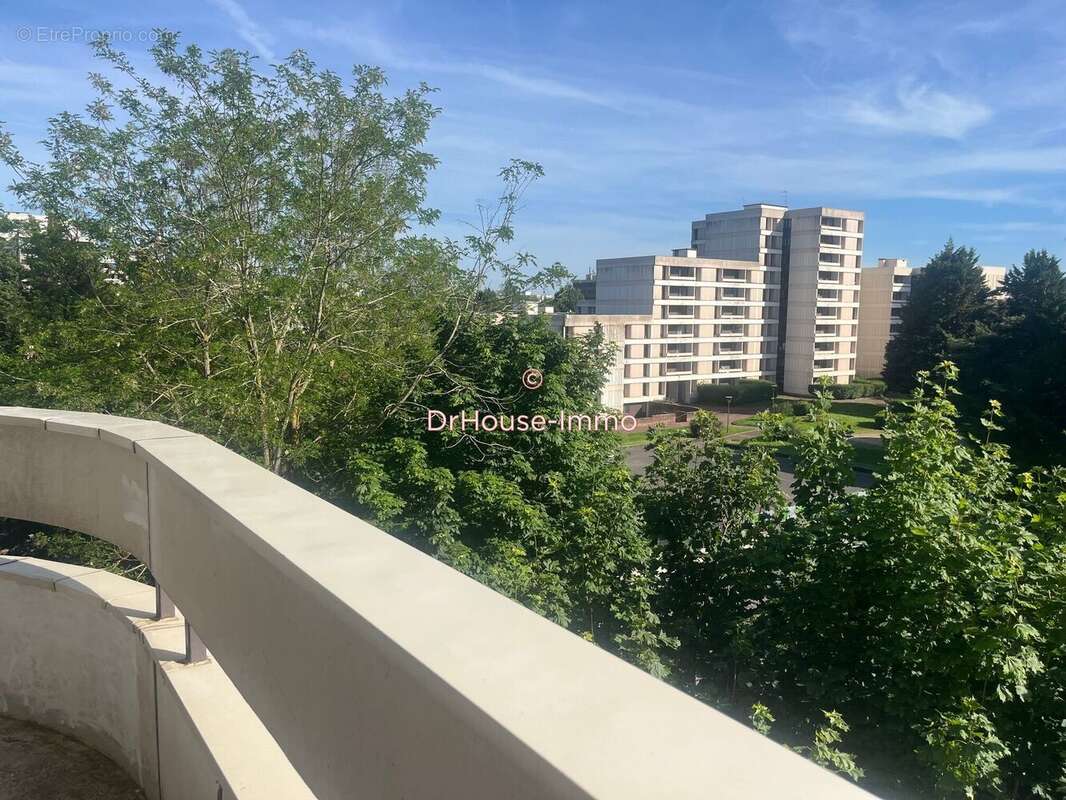 Appartement 88 m² à Elancourt  - photo 12