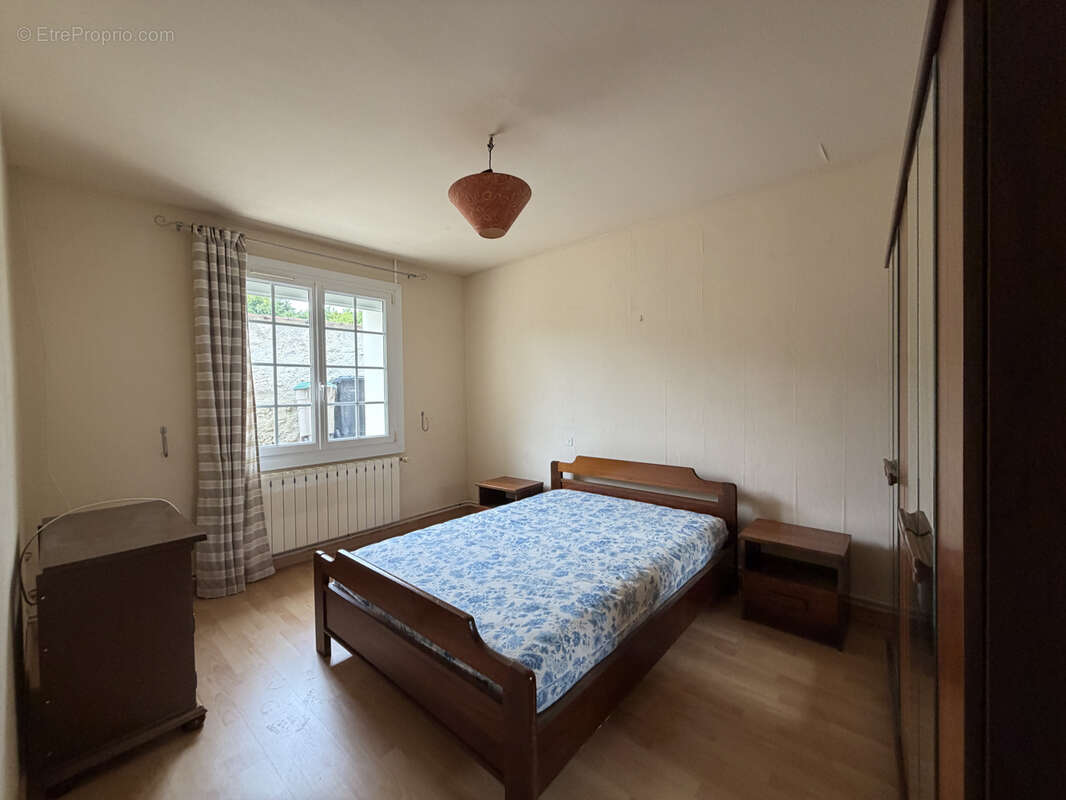 Maison à SAINT-PIERRE-DE-CLAIRAC