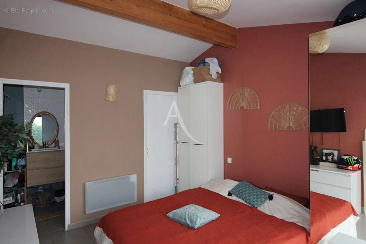 Maison à LABASTIDE-SAINT-PIERRE
