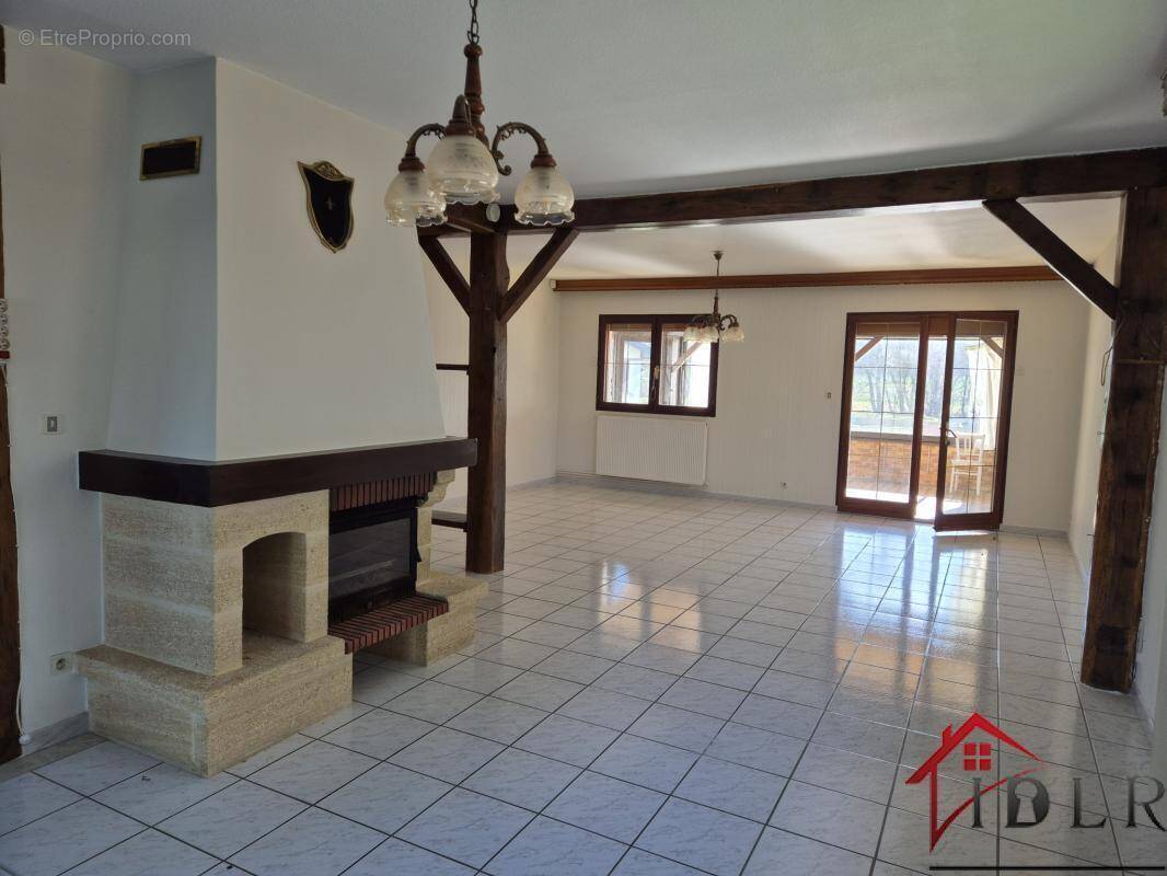 Maison à BETTANCOURT-LA-FERREE