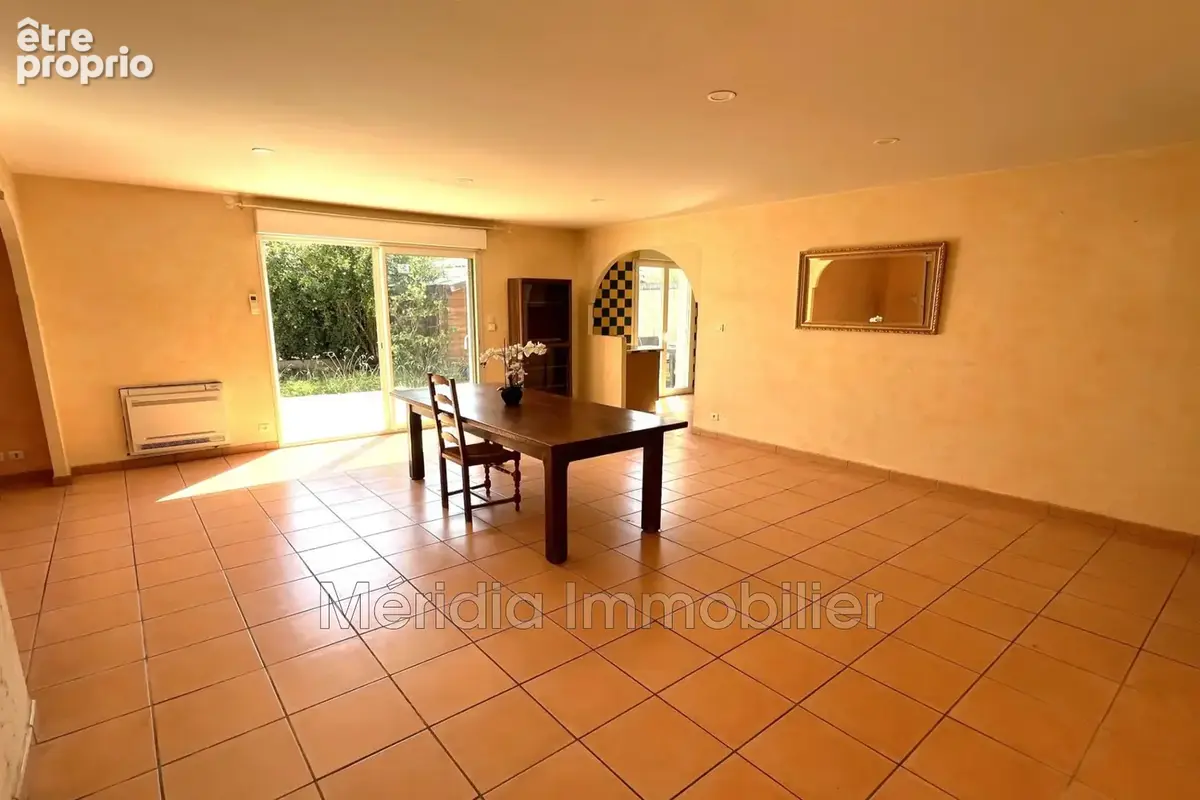 Photo Maison à Bouleternere au prix de 215 000€