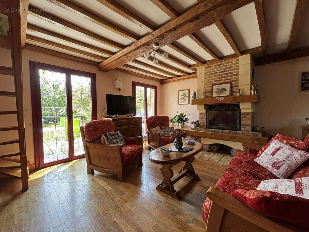 Maison 5 pièces - Terrain 2500 m2 - photo 3