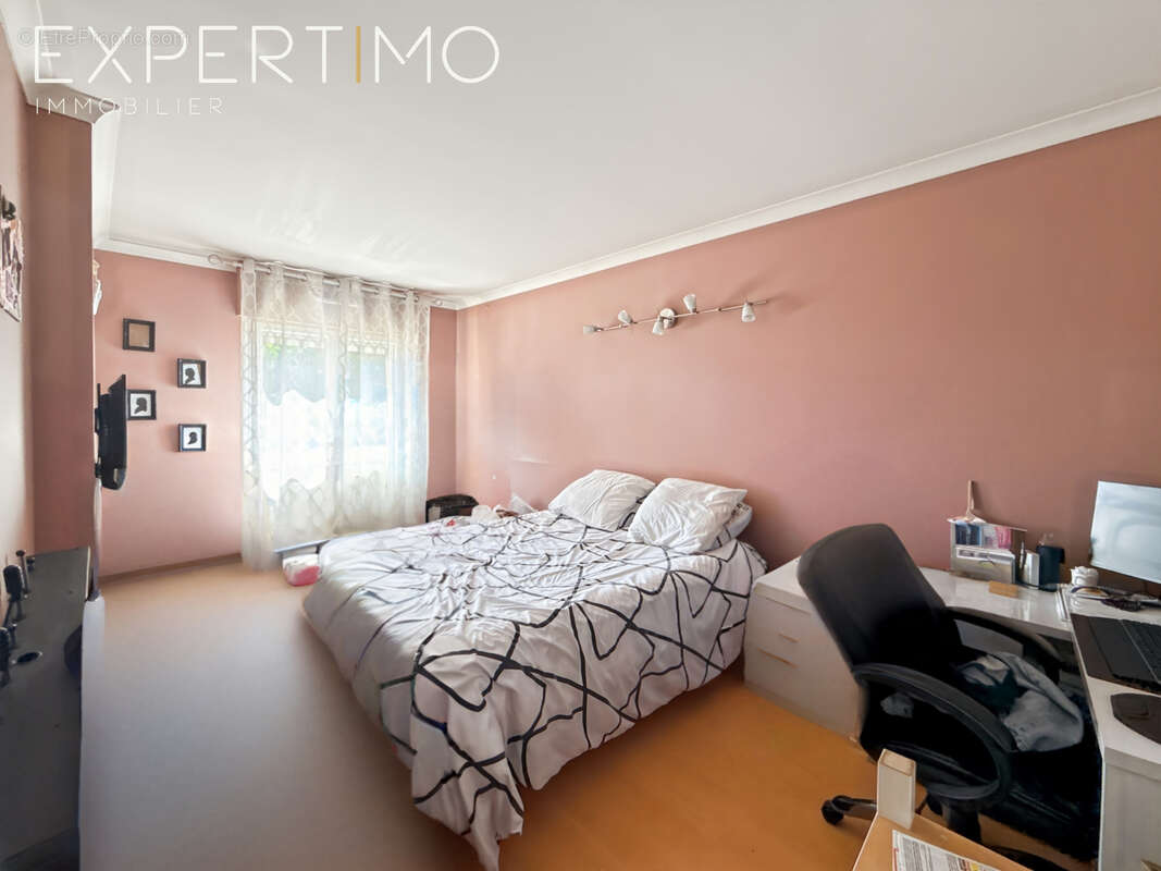 Maison à GOUSSAINVILLE