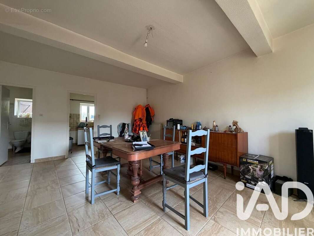 Maison 73 m² à Urbise  - photo 7
