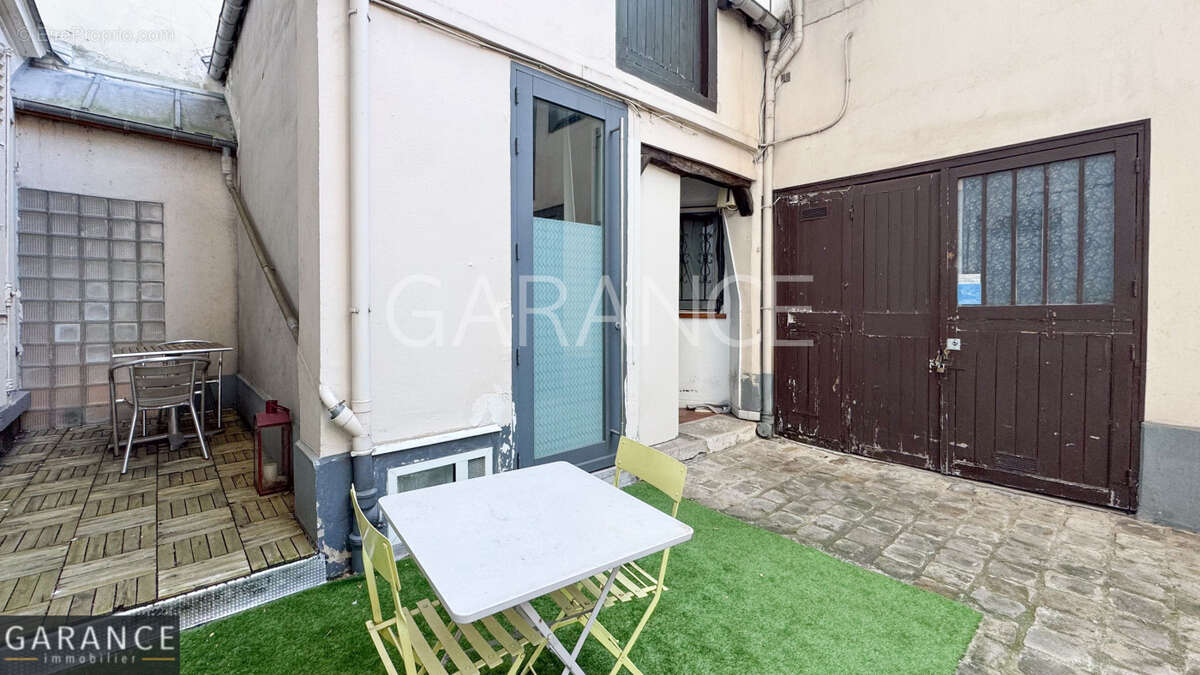 Appartement à PARIS-12E