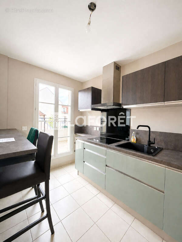 Appartement à LAMORLAYE