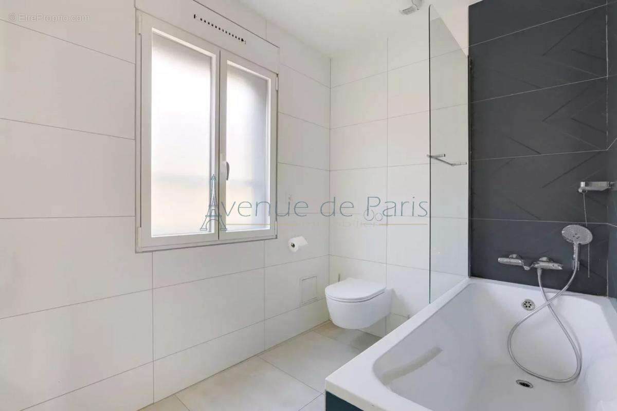 Appartement à SURESNES