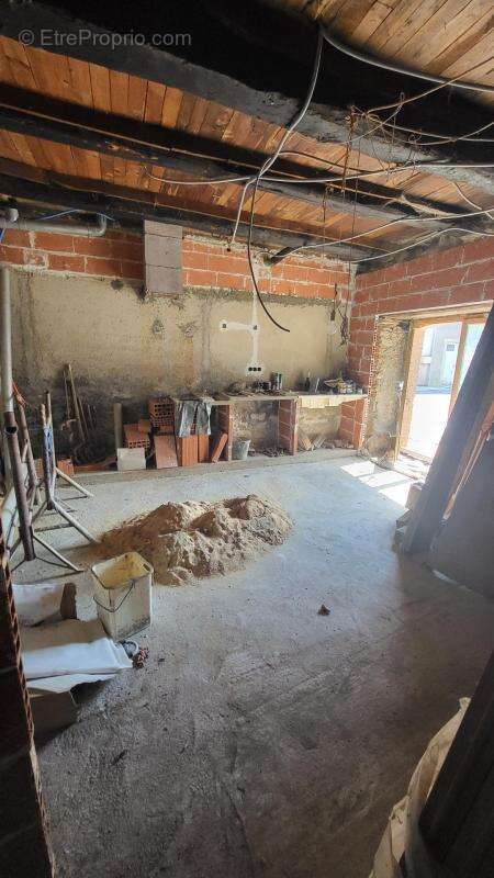 Belle opportunité d'investissement avec cette maison de ville au coeur d'Alban - photo 2